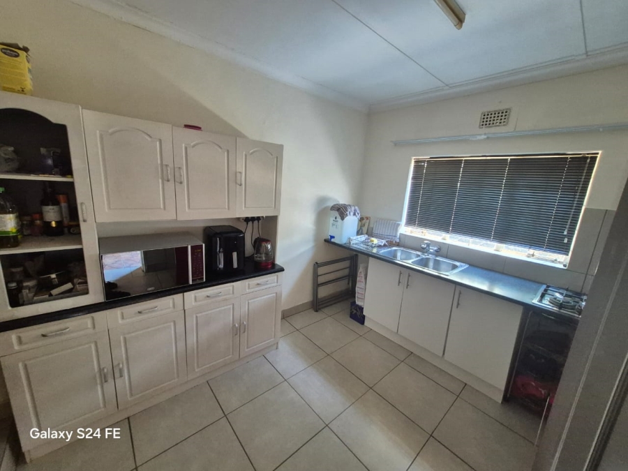 3 Bedroom Property for Sale in Protea Park North West